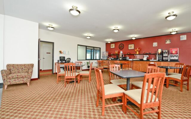 Best Western Plus Wakeeney Inn & Suites