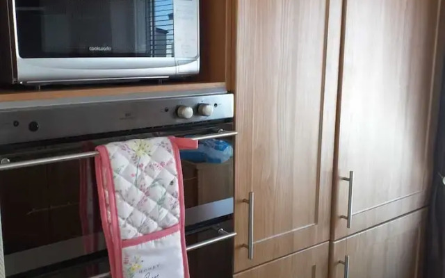 Captivating 2-bed 6 Berth Caravan in Ingoldmells