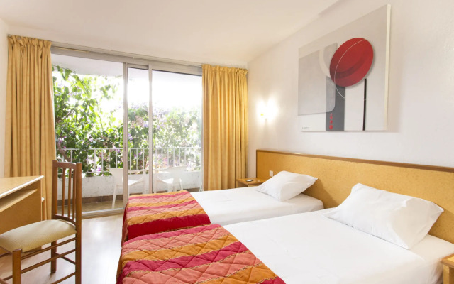 Le Domaine du Mas Blanc by Popinns