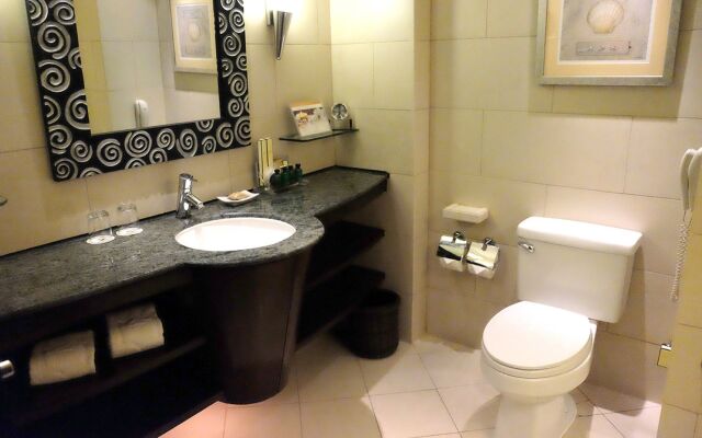 Shangri-La Mactan, Cebu