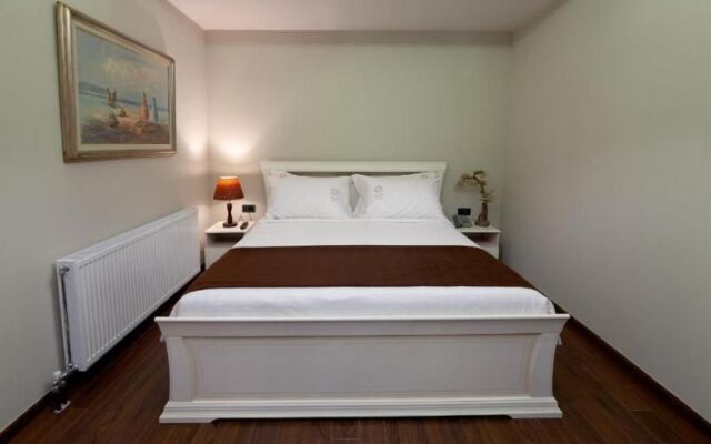 Casta Diva Hotel