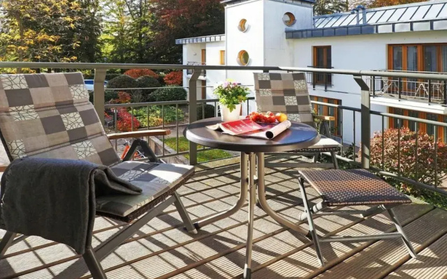 Apartment With 1 Bedroom and Balcony