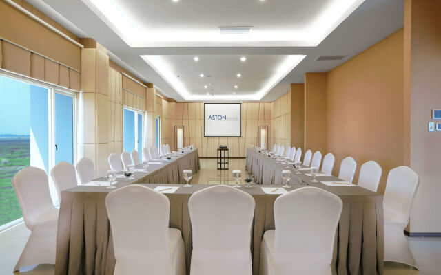 Aston Banua Hotel & Convention Center