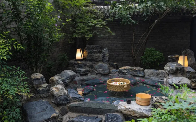 YiPiao Courtyard Hot Spring Resort Xiaotangshan Beijing