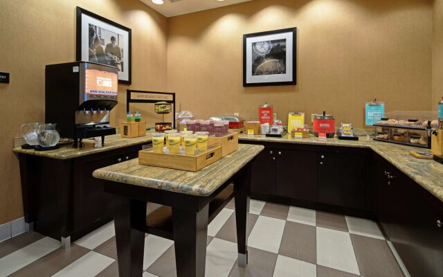 Hampton Inn & Suites Bremerton