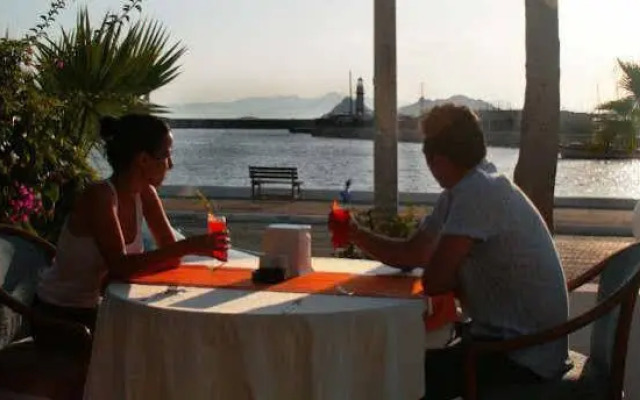 Fiorita Beach Hotel