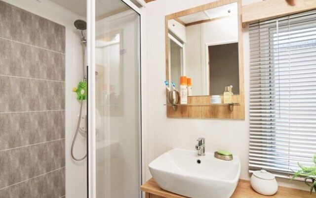 Carnaby 23 3 Bedroom Lodge With Hot tub