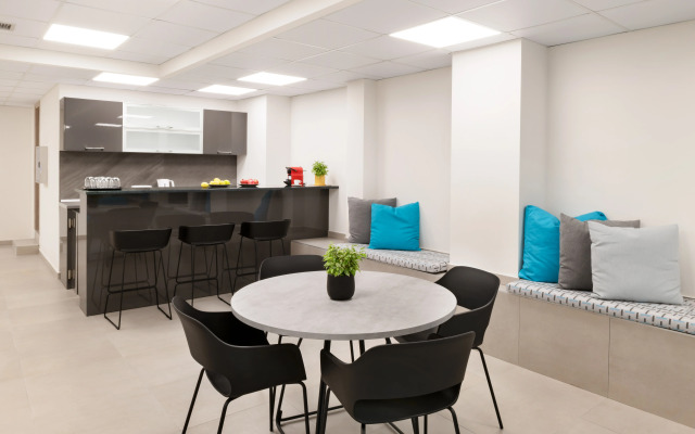 Thess Residences