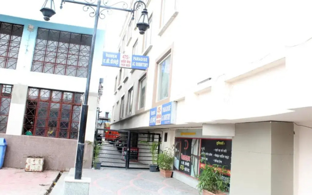 Paradise AC Dormitory