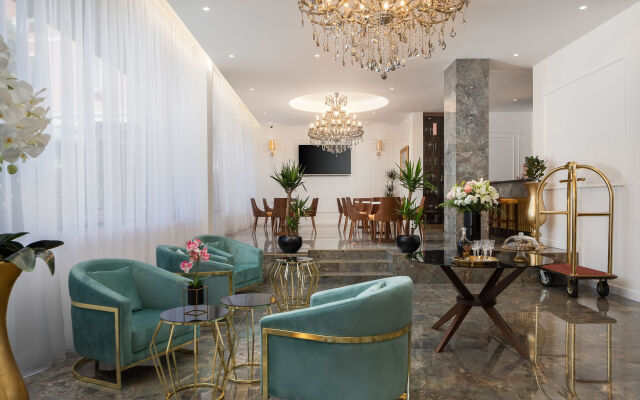 Hotel Corner