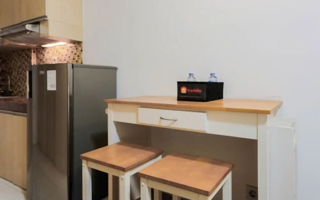 Best Price Studio Apartment at Tamansari Skylounge