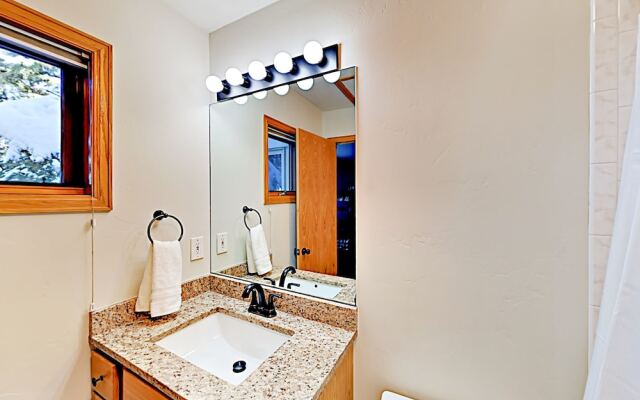 217 Avon - 3 Br Duplex