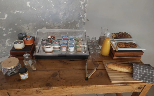 Logis Hôtel le Clos Saint-Loup