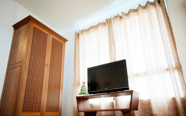 The Meet Green Apartment