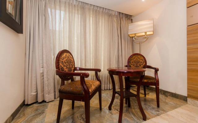 OYO 14699 Hotel Nakshatra Regency