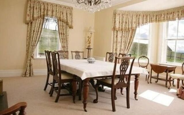 West Longridge Manor B&B