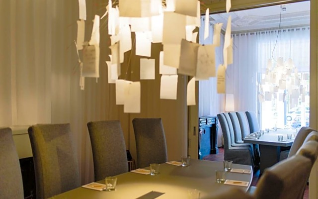 hotel Blue inspired by MANNA
