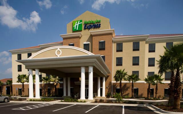 Holiday Inn Express Hotel & Suites Waycross, an IHG Hotel