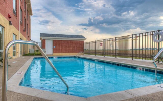 Holiday Inn Express & Suites Remington by IHG