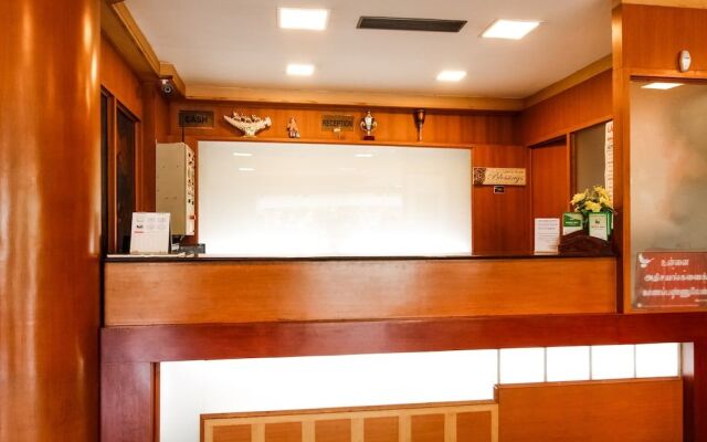 Capital O 61144 Hotel Raj