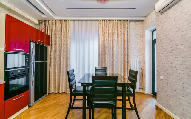 Luxe House in Nizami Street 1