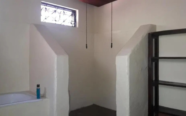 Kiloran Funzi House