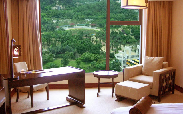 Palace International Hotel