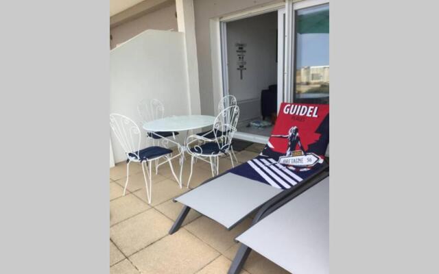 Appartement 7 rez de chaussée vue mer