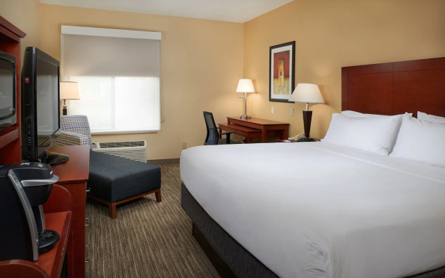 Holiday Inn Express & Suites Oxford by IHG