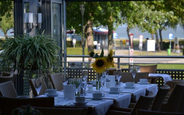 Hotel PANNONIA