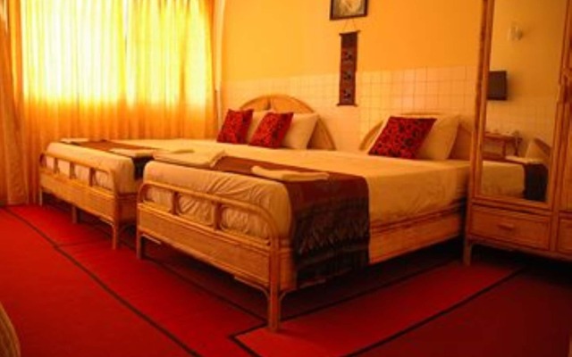 Golden River Palace Guesthouse