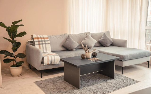 Holiwork Stays Business Suite, City Centre