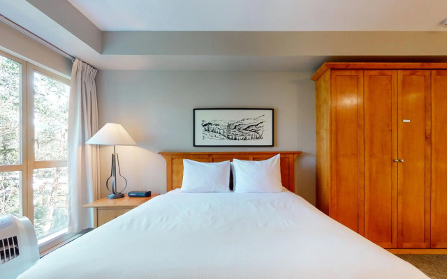 Whistler Peak Lodge