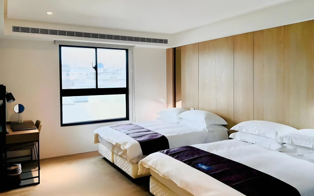 Gogo Hotel 38
