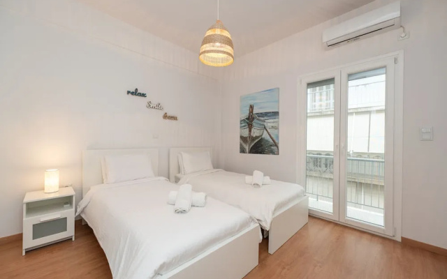 Modern Family Apartment near Acropolis