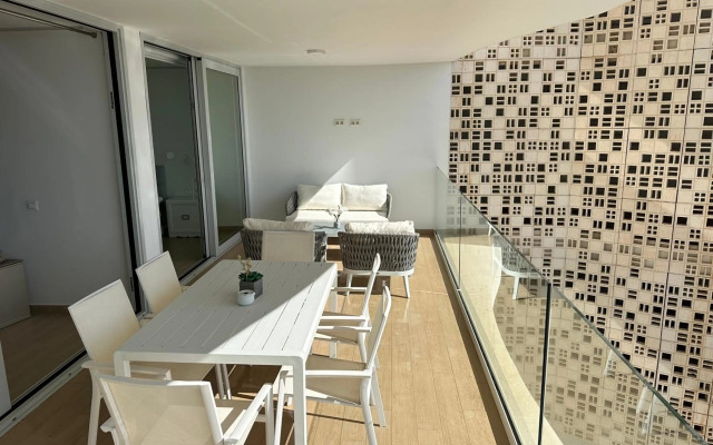 Unique 2 bedroom unit with pool near beach