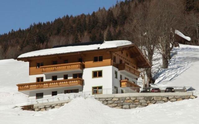 Appartement Saalbachblick