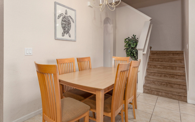 Regal Palms-RU1067