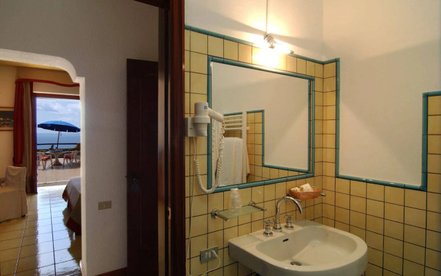 King's Residence Hotel