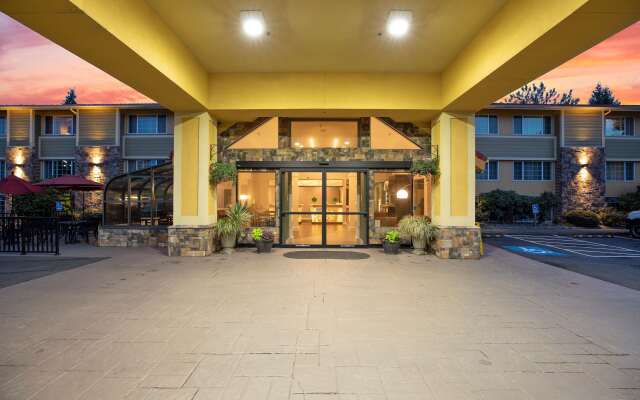 Best Western Plus Parkway Inn