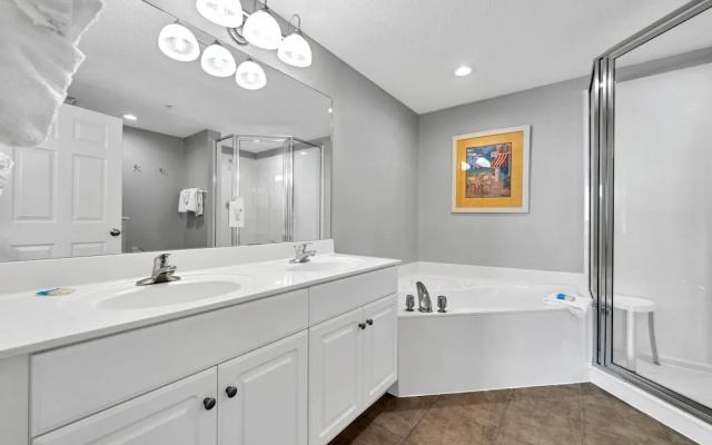 Majestic Beach Towers 2-1701