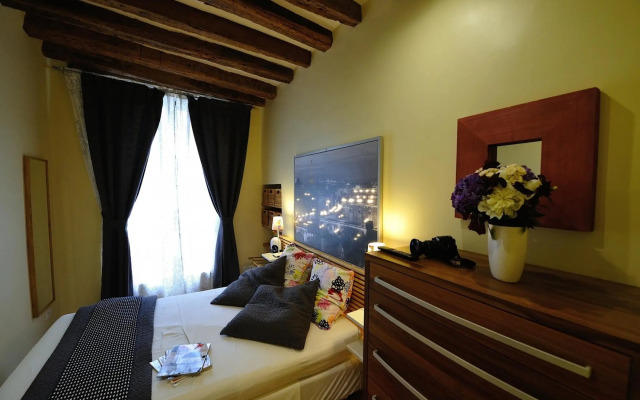 B1DF Four by Four in París