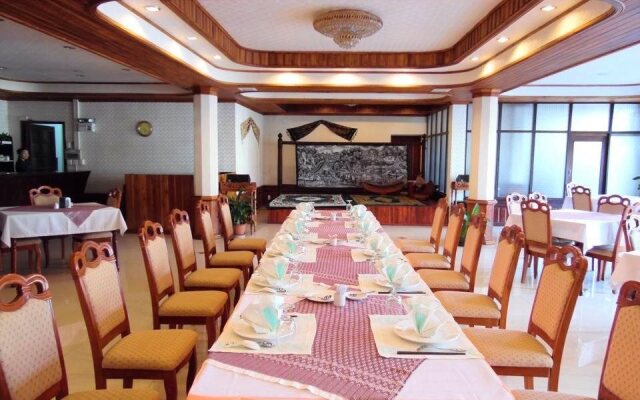 Manoluck Hotel