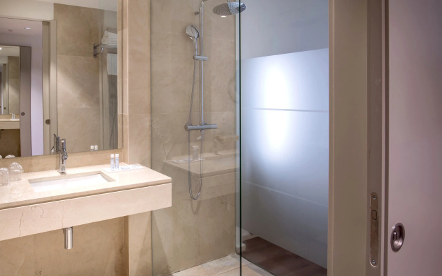 Oporto Airport & Business Hotel