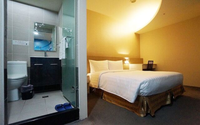 Win Inn Chiayi Hotel