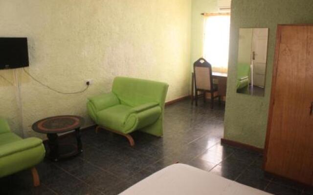 Tills Beach Resort