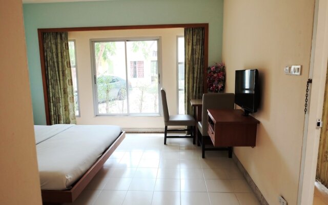 The Society Ayutthaya Resort Hotel