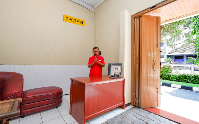 OYO 2240 Simpang Tujuh Residence