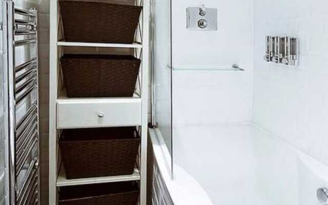 1 Bedroom Flat With Castle View