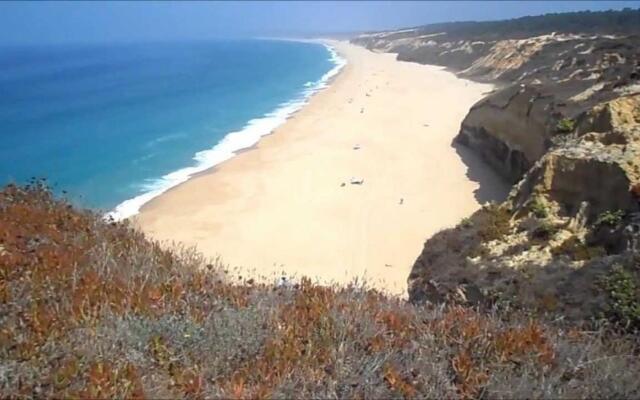 Villa Linda (AL) in Setúbal